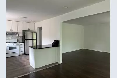 8638 Trumbull Avenue #2, Skokie, IL 60076 - Photo 13