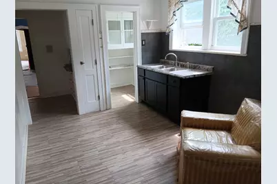 7840 S Essex Avenue, Chicago, IL 60649 - Photo 15