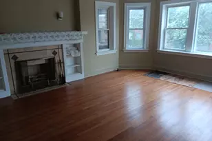 7840 S Essex Ave, Chicago, IL 60649 - Photo 3