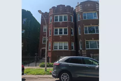 7840 S Essex Avenue, Chicago, IL 60649 - Photo 1