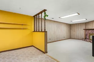 [Address not provided], Rockford, IL 61103 - Photo 9