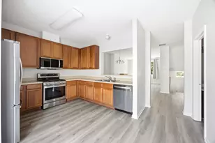 2558 Hatfield Ct, Elgin, IL 60123 - Photo 7