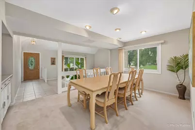852 Woodmar Drive, Crystal Lake, IL 60014 - Photo 5
