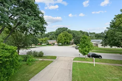 852 Woodmar Drive, Crystal Lake, IL 60014 - Photo 23