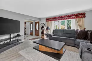 3013 Harvest Pl, Darien, IL 60561 - Photo 3