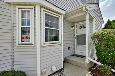 230 N Walnut Street #D, Bensenville, IL 60106 - Photo 3