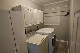 4 N Staffire Dr, Schaumburg, IL 60194 - Photo 23