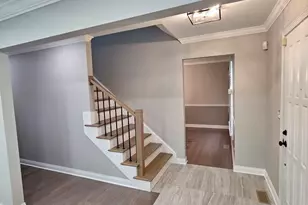 4 N Staffire Dr, Schaumburg, IL 60194 - Photo 17