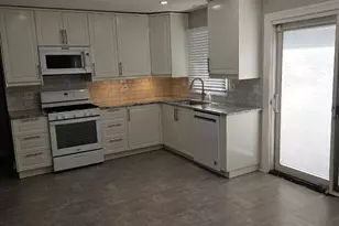 4 N Staffire Dr, Schaumburg, IL 60194 - Photo 15