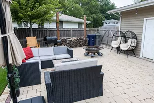 1484 Royal Blvd, Elgin, IL 60123 - Photo 27