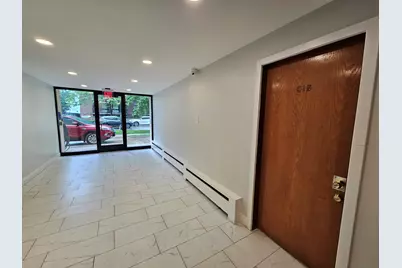 5906 N Sheridan Road #1GB, Chicago, IL 60660 - Photo 3