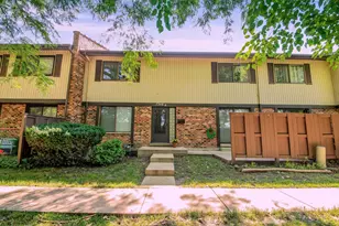 7346 Country Creek Way, Downers Grove, IL 60516 - Photo 1