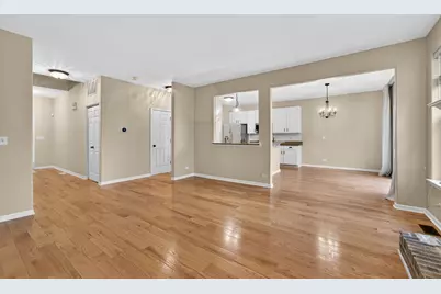 3013 Tangley Oaks Trail, Lisle, IL 60532 - Photo 7