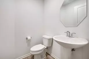 553 Wolverine Dr, Aurora, IL 60502 - Photo 13