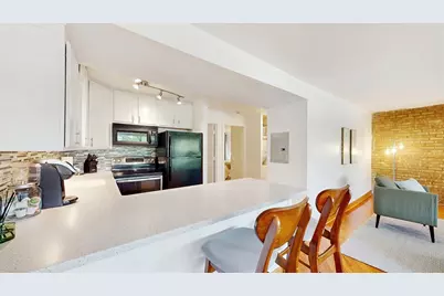 5880 Forest View Road #C, Lisle, IL 60532 - Photo 11