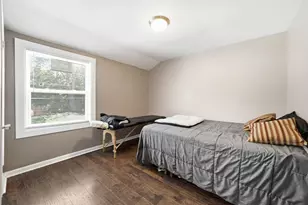9631 S Jeffery Ave, Chicago, IL 60617 - Photo 11