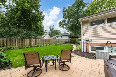 220 E Hillside Road, Naperville, IL 60540 - Photo 43