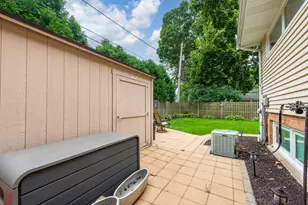 220 E Hillside Rd, Naperville, IL 60540 - Photo 47