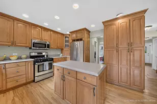 5N791 Ravine Dr, Saint Charles, IL 60175 - Photo 11