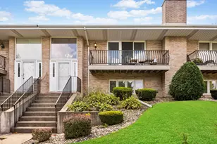 11051 Louetta Ln, Orland Park, IL 60467 - Photo 1