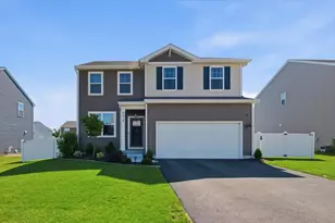 2018 Winterberry Trl, Wonder Lake, IL 60097 - Photo 1