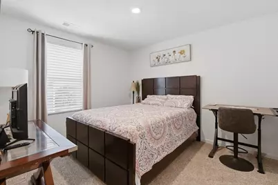 2018 Winterberry Trail, Wonder Lake, IL 60097 - Photo 17
