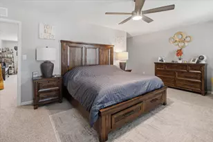 2018 Winterberry Trl, Wonder Lake, IL 60097 - Photo 13