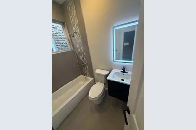 3424 W Walnut Street, Chicago, IL 60624 - Photo 9