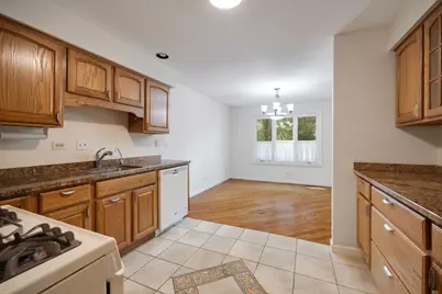 1153 S Linneman Road #1153, Mount Prospect, IL 60056 - Photo 11