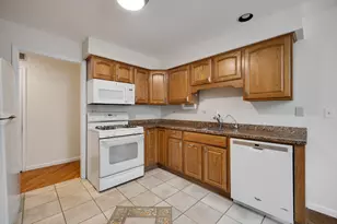 1153 S Linneman Rd, Mount Prospect, IL 60056 - Photo 7