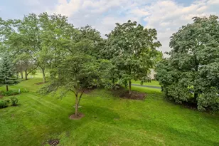 1044 Cumberland Ct, Vernon Hills, IL 60061 - Photo 29