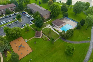 1044 Cumberland Ct, Vernon Hills, IL 60061 - Photo 37