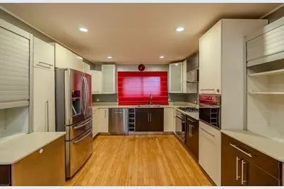 1044 Cumberland Court, Vernon Hills, IL 60061 - Photo 9