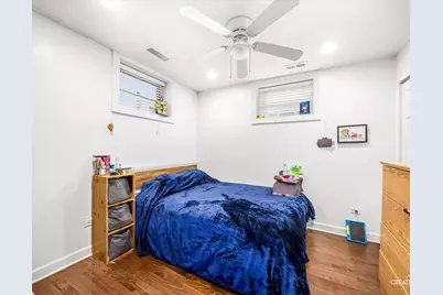 3335 W Byron Street #G, Chicago, IL 60618 - Photo 11