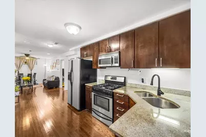 3335 W Byron Street #G, Chicago, IL 60618 - Photo 3