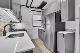 7025 5 N Sheridan Rd, Chicago, IL 60626 - Photo 9