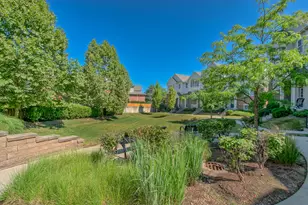 200 Concord Ct, Morton Grove, IL 60053 - Photo 21