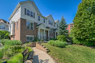 200 Concord Ct, Morton Grove, IL 60053 - Photo 1