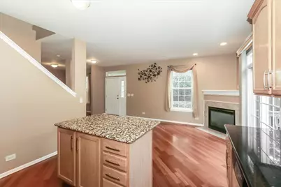 160 Neutrenton Avenue, Elgin, IL 60120 - Photo 13