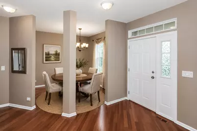 160 Neutrenton Avenue, Elgin, IL 60120 - Photo 5