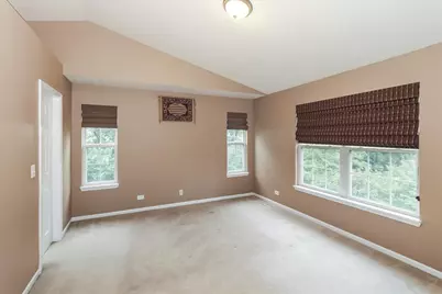 160 Neutrenton Avenue, Elgin, IL 60120 - Photo 21