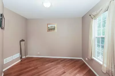 160 Neutrenton Avenue, Elgin, IL 60120 - Photo 7