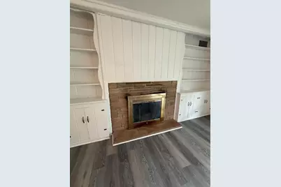 117 E Elm Street, Wheaton, IL 60189 - Photo 3