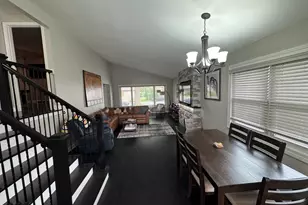 9834 S Kolmar Ave, Oak Lawn, IL 60453 - Photo 5