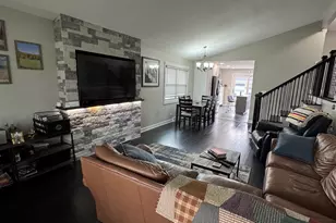 9834 S Kolmar Ave, Oak Lawn, IL 60453 - Photo 3