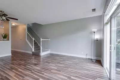 806 Woodewind Drive, Naperville, IL 60563 - Photo 5