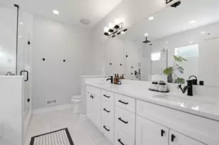 1635 N Central Park Ave, Chicago, IL 60647 - Photo 17