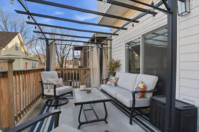 1635 N Central Park Avenue, Chicago, IL 60647 - Photo 11