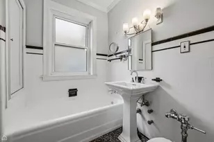 6121 N Hoyne Ave, Chicago, IL 60640 - Photo 15