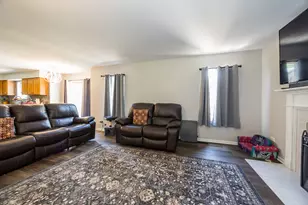 2734 Imperial Valley Trail, Aurora, IL 60503 - Photo 9